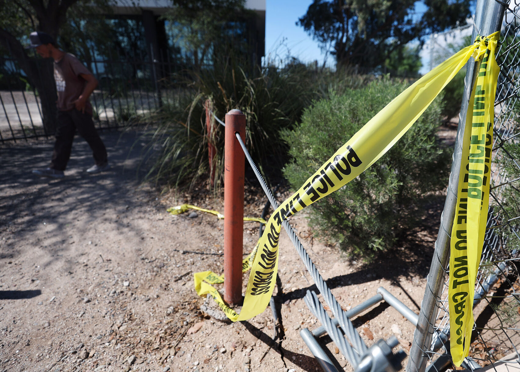 Man arrested in fatal stabbing of Tucson bicyclist